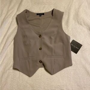 Teddy bear brown vest. Size medium